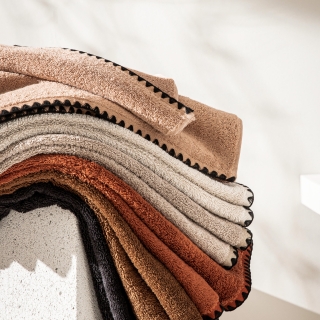 Serviette de bain en éponge 30x50 cm - Issey